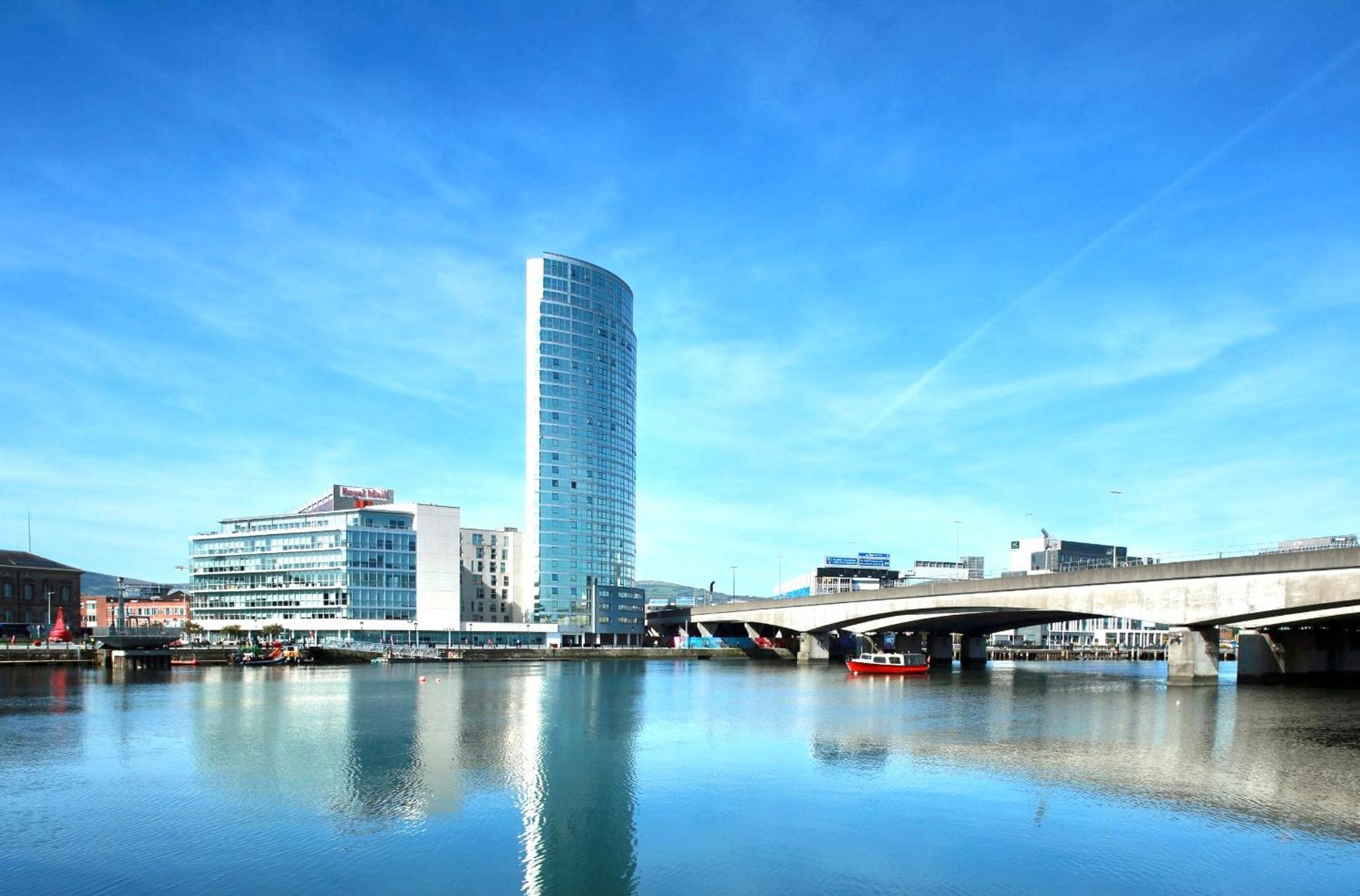 22nd Floor Luxury Centre
